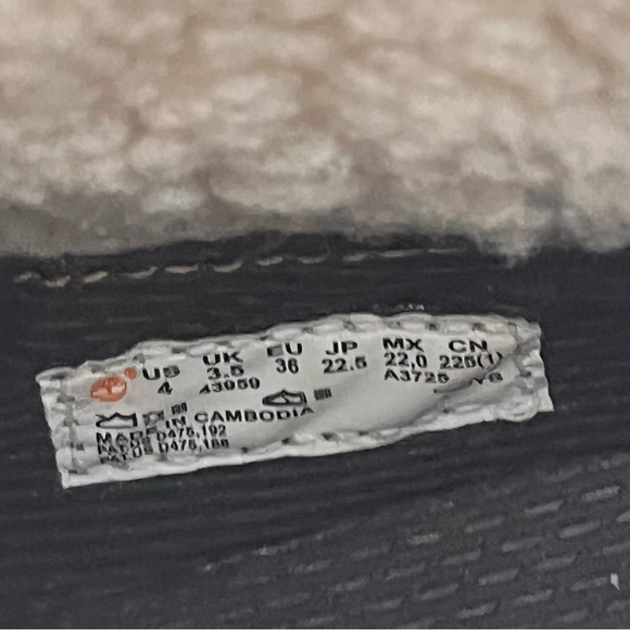 SOLD - Timberland Roll-Top Canvas and Leather Boots Size 4 Junior / 6 Women’s - Picture 10 of 14